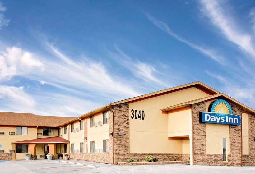 مُتل Days Inn By Wyndham Fort Dodge