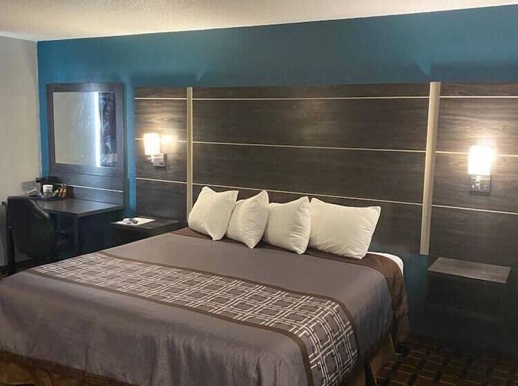 모텔 Faribault Hometown Inn & Suites