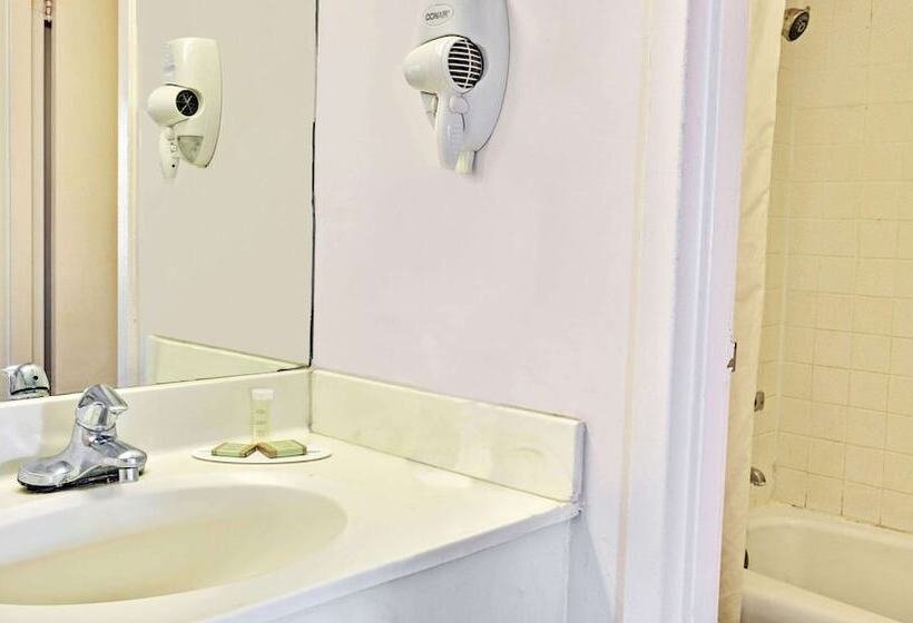 مُتل Magnuson Hotel Jacksonville Downtown