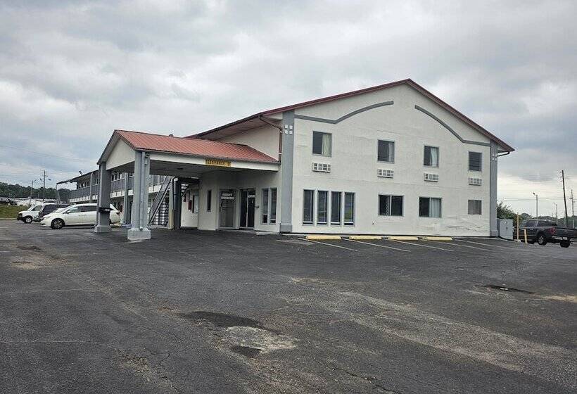 فندق على الطريق Budgetel Inn & Suites