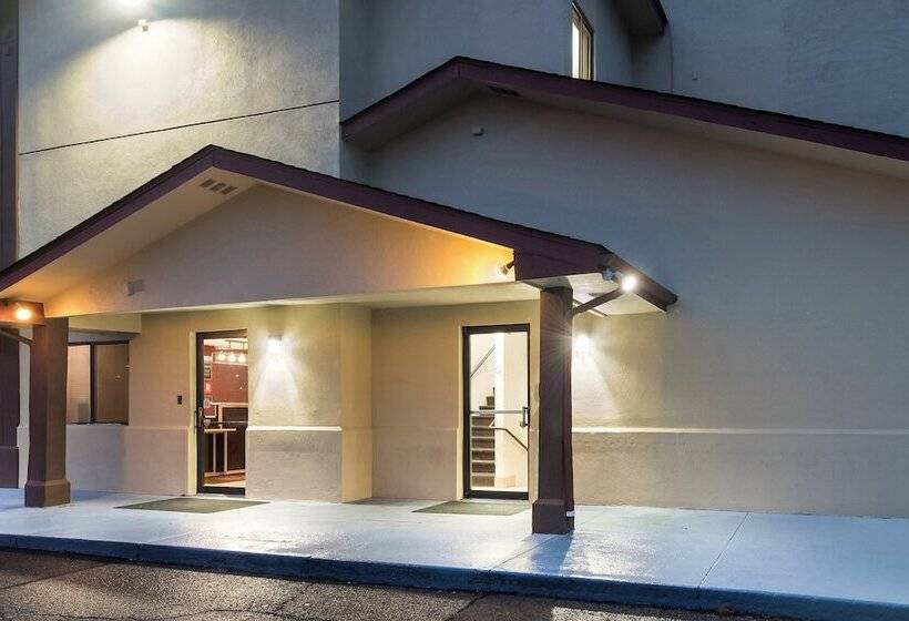 모텔 Red Roof Inn Findlay