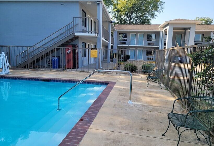 Мотель Super 8 By Wyndham Arkadelphia Caddo Valley Area
