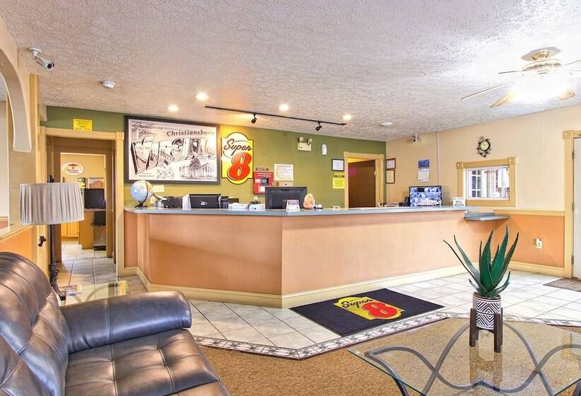 Мотель Super 8 By Wyndham Christiansburg