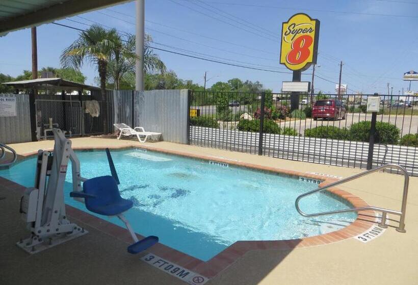 汽车旅馆  Super 8 By Wyndham Pleasanton