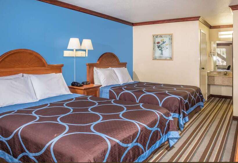 מוטל Super 8 By Wyndham San Marcos