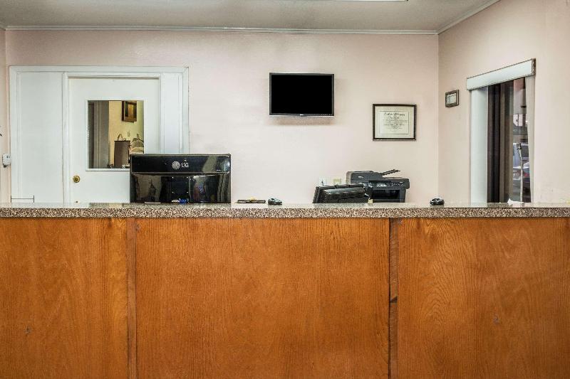 מוטל Super 8 By Wyndham San Marcos