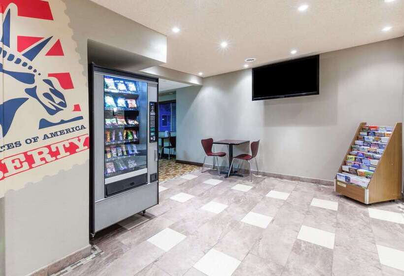 فندق على الطريق Super 8 By Wyndham Schenectady/albany Area