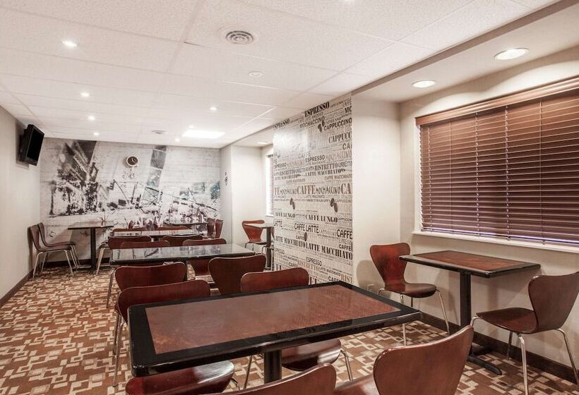 فندق على الطريق Super 8 By Wyndham Schenectady/albany Area