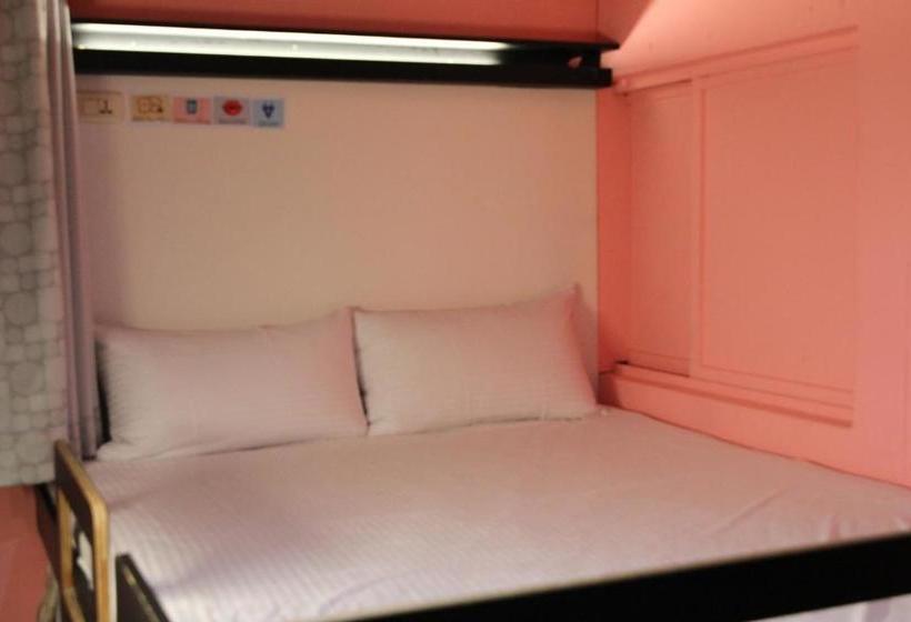 Hermit 84 Hostel