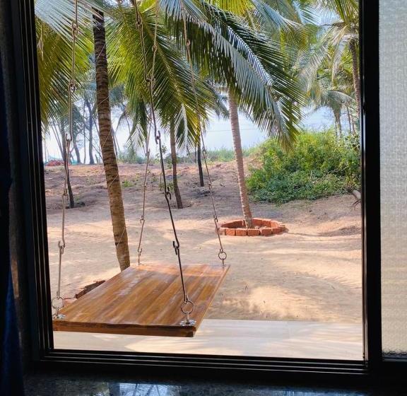 酒店 Sea Tara Beach Resort Fly In Heaven