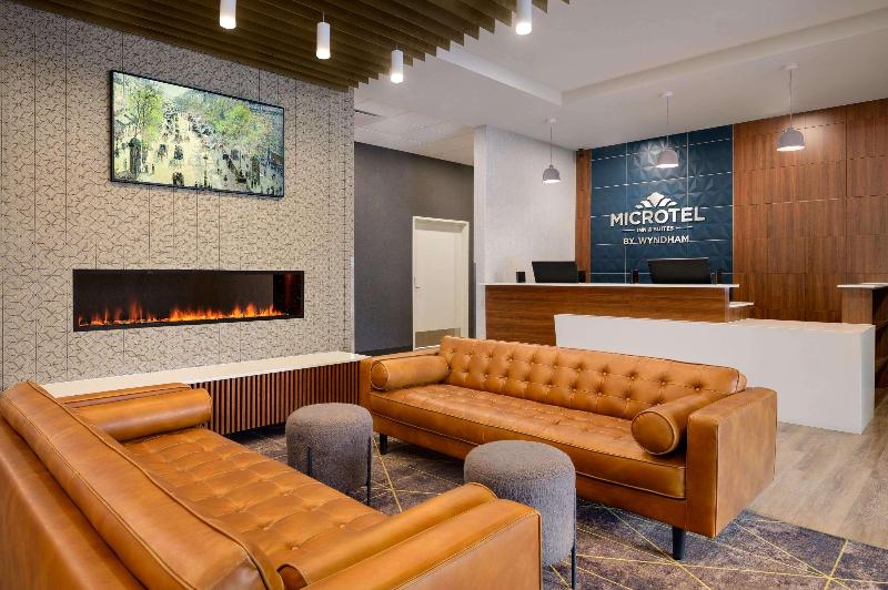 Microtel Inn & Suites By Wyndham Kelowna