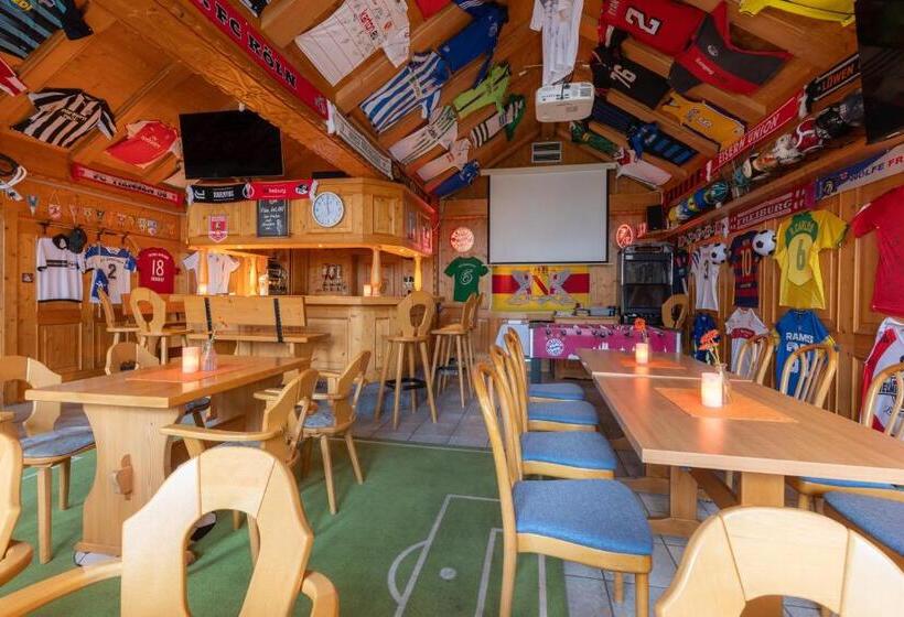 هتل Gasthaus Krone