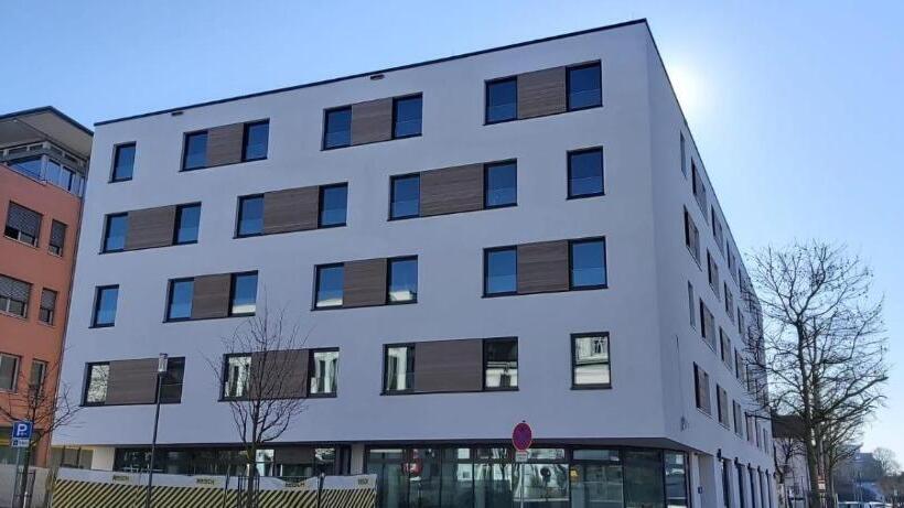 فندق Ginn City And Lounge  Ravensburg