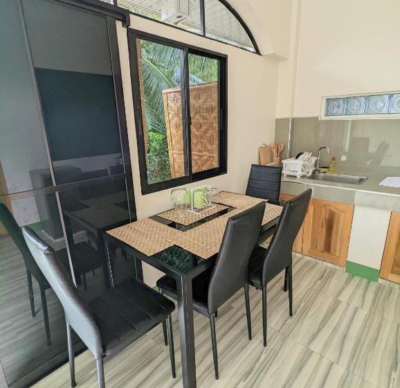 Albergue Charlina Inn Panglao