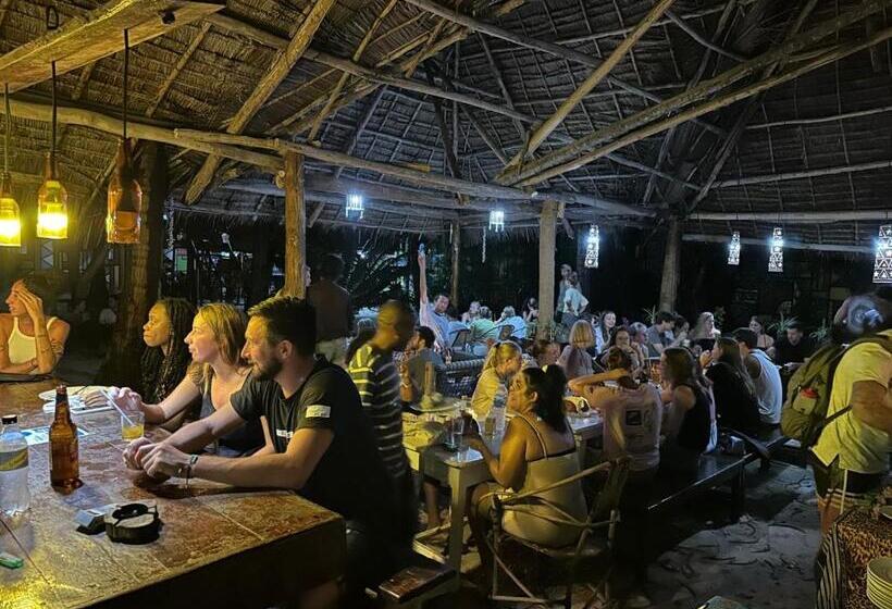 فندق صغير Your Zanzibar Place