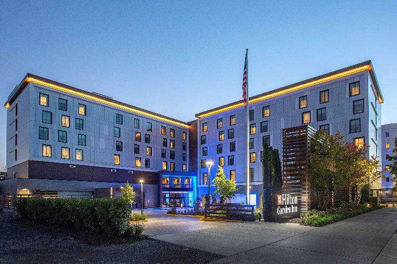 هتل Hilton Garden Inn Redmond Seattle