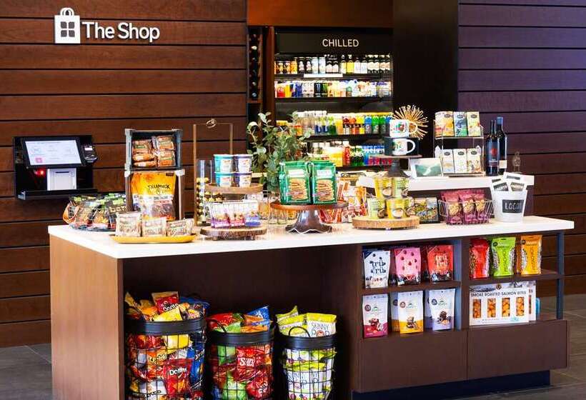 هتل Hilton Garden Inn Redmond Seattle