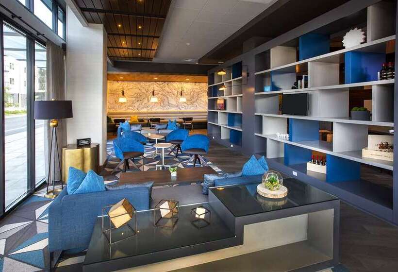 هتل Hilton Garden Inn Redmond Seattle
