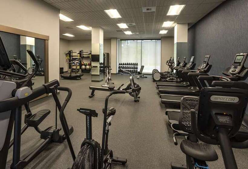 هتل Hilton Garden Inn Redmond Seattle