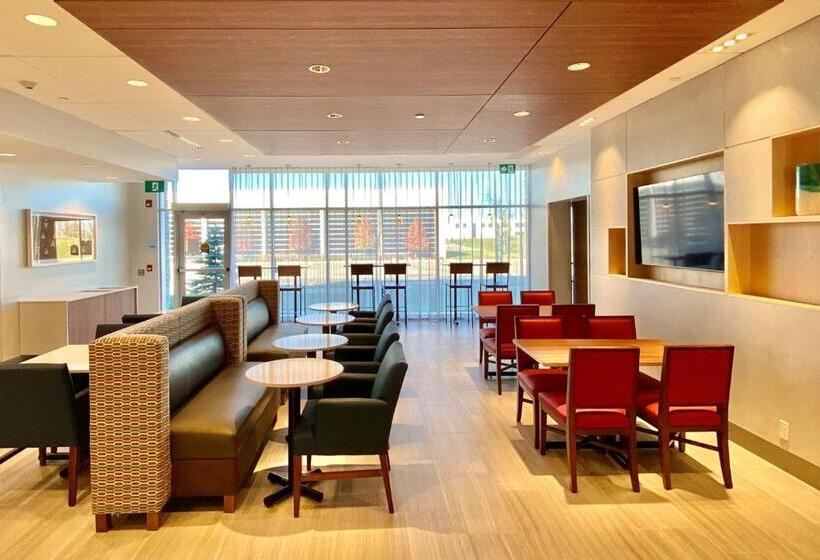 هتل Holiday Inn Express & Suites   Aurora, An Ihg
