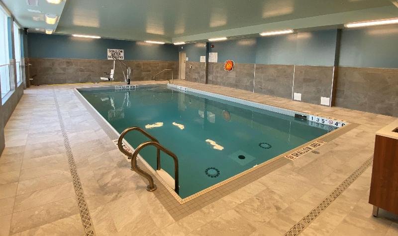هتل Holiday Inn Express & Suites   Aurora, An Ihg