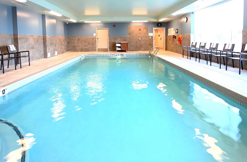 هتل Holiday Inn Express & Suites   Aurora, An Ihg