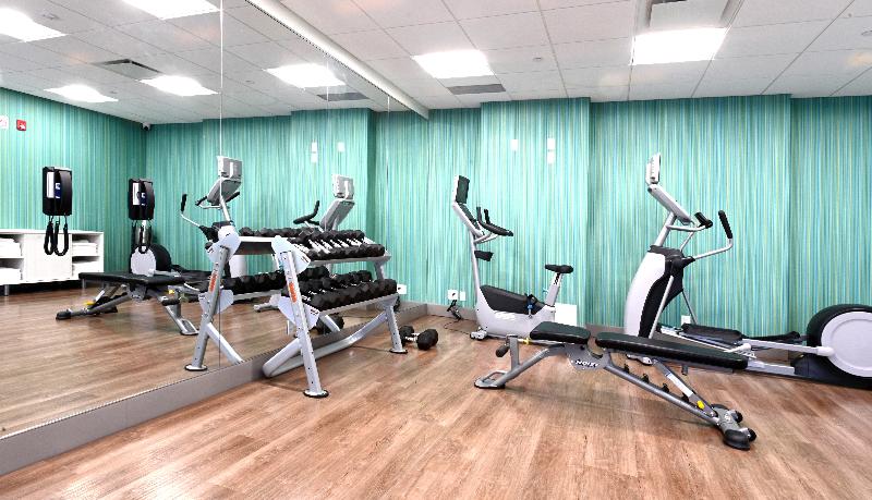 هتل Holiday Inn Express & Suites   Aurora, An Ihg