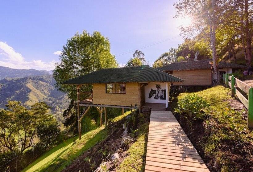 هتل Kawa Mountain Retreat