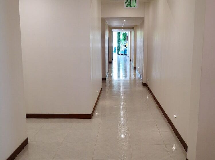 هتل Mar Inn
