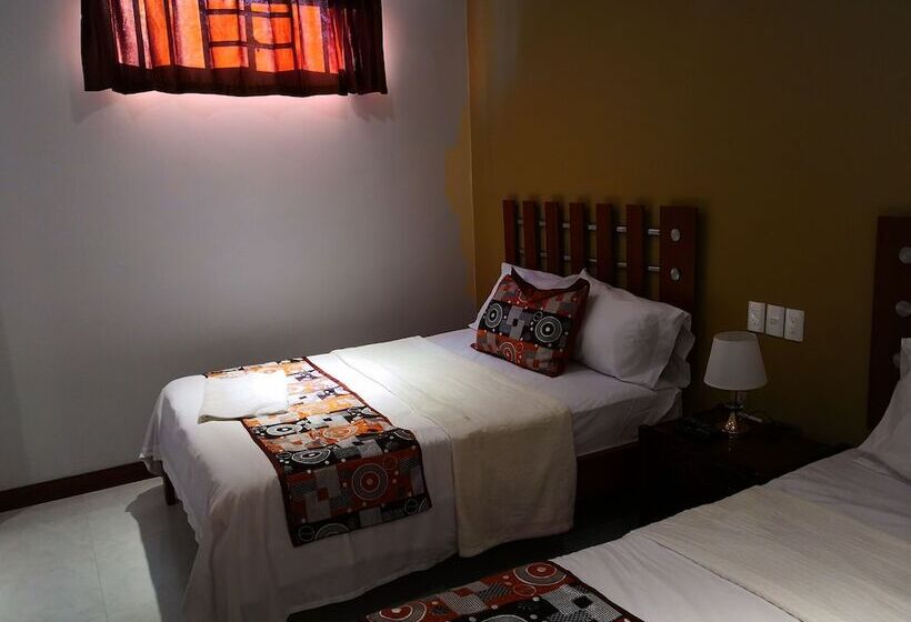 هتل Mar Inn