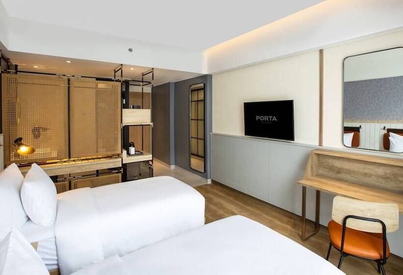 هتل Porta By Ambarrukmo