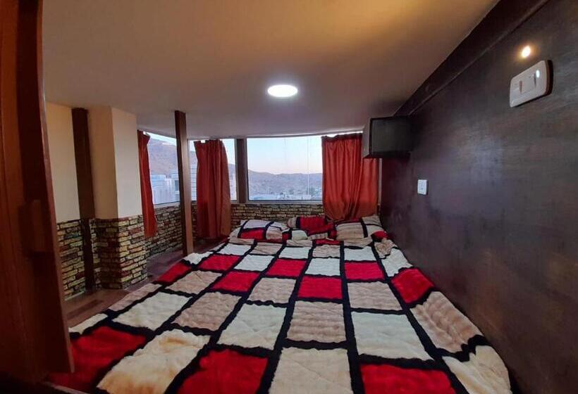 Petra Cabin Hostel