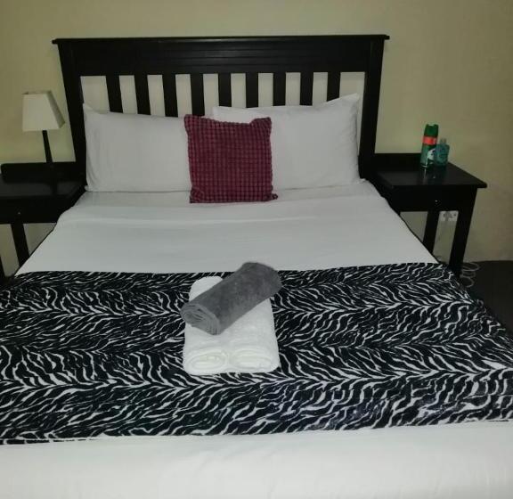 הוסטל Zig Zag Self Catering Accommodation