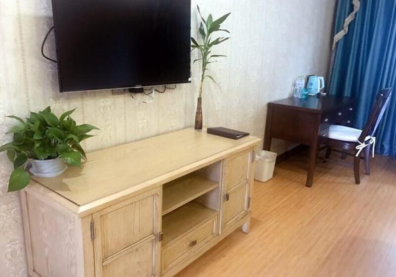 Отель Greentree Inn Ziyang Lezhi Government Tianchi Town Express