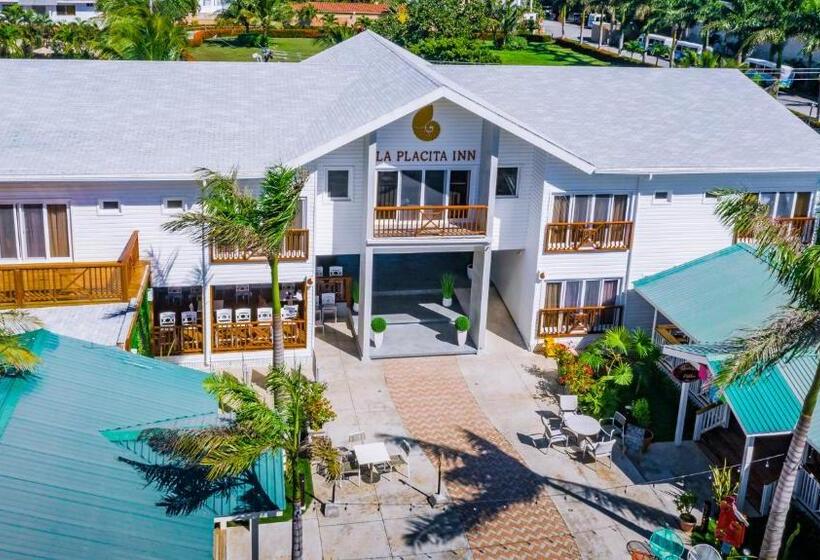 هتل La Placita Inn