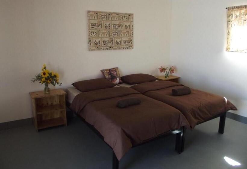 فندق Stop 'n Stay Otavi Rest Camp