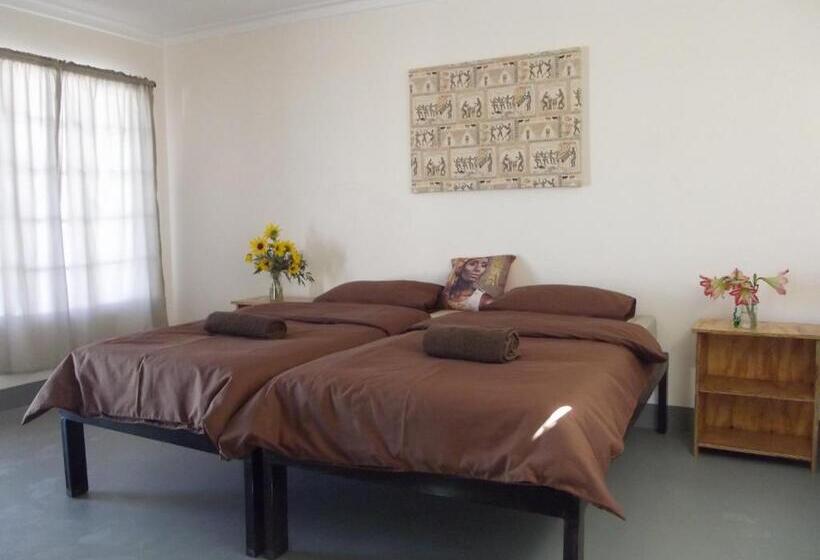 فندق Stop 'n Stay Otavi Rest Camp