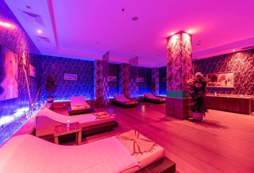 Amara Luxury Resort & Villas