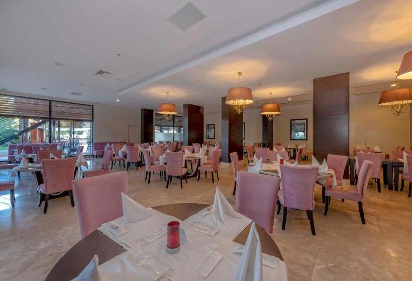 Amara Luxury Resort & Villas
