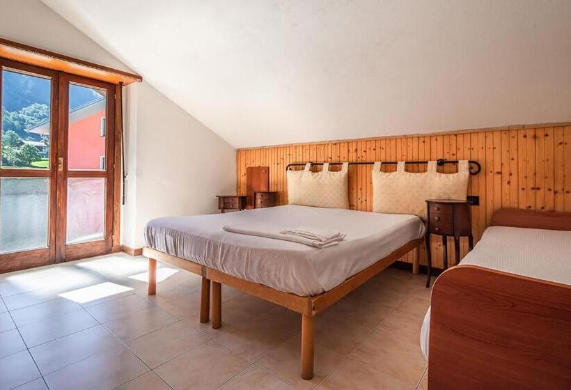 Hostel   Bormio   Livigno   Santa Caterina   Stelvio