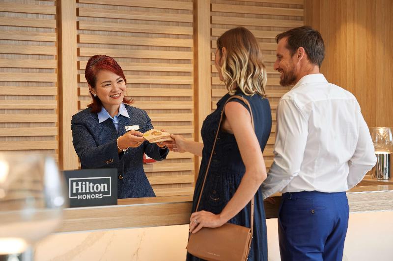 هتل Doubletree By Hilton Perth Waterfront