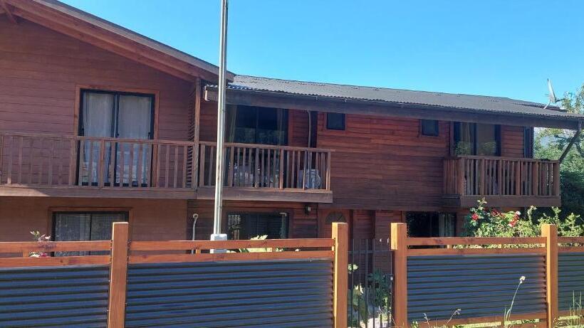 Пансион Hostal Los Alamos Neltume