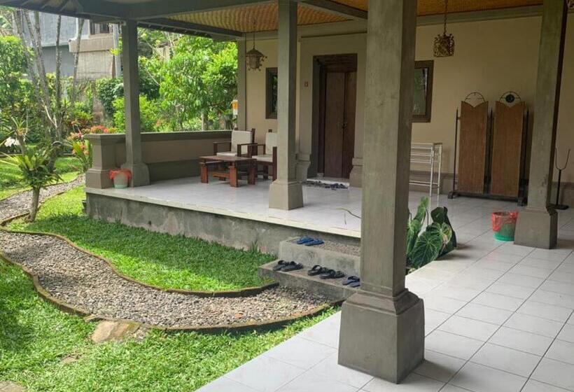 민박 Indraprastha 2 Bungalow