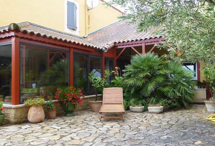 ベッドアンドブレックファースト La Picholine