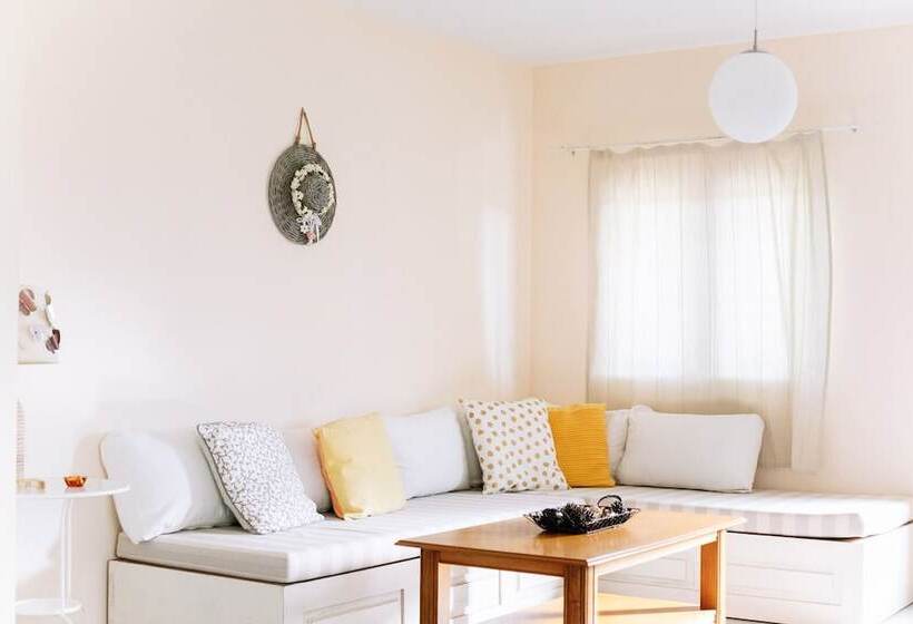 Elite Cottages   Adults Only