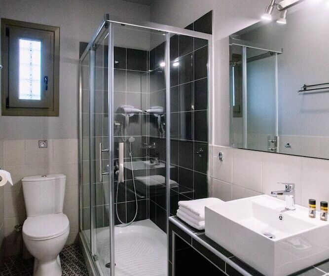 Elite Cottages   Adults Only