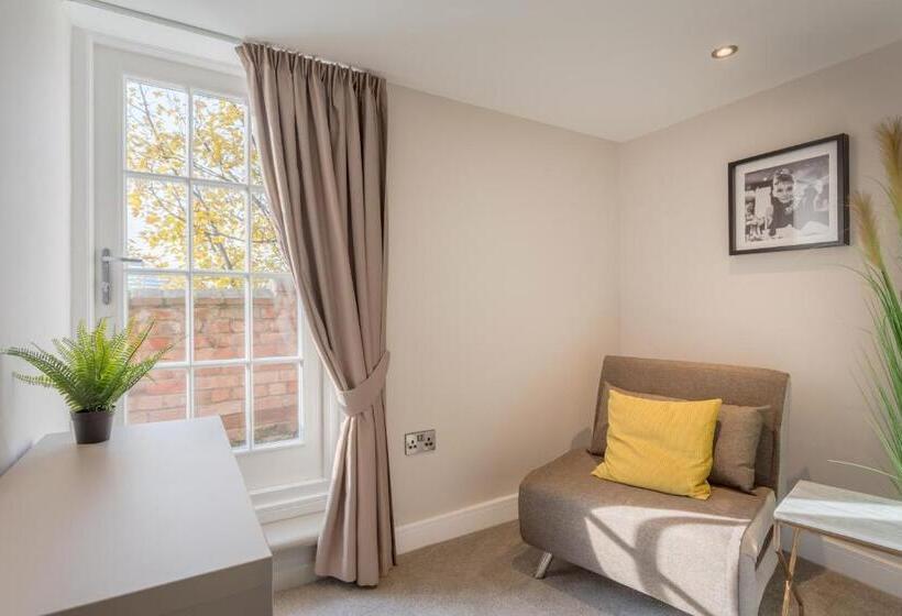 هتل Heritage Mews Nottingham