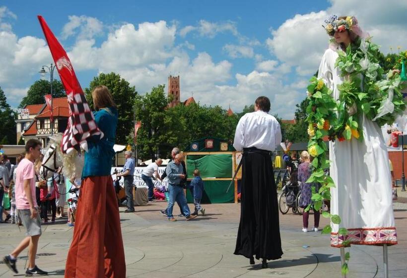 ホテル Piast Przy Zamku