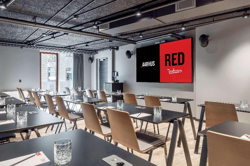 هتل Radisson Red Aarhus