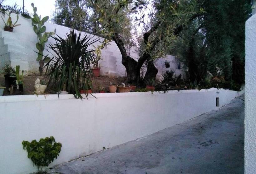 House With 2 Bedrooms In Jaén, With Shared Pool, Enclosed Garden And Wifi